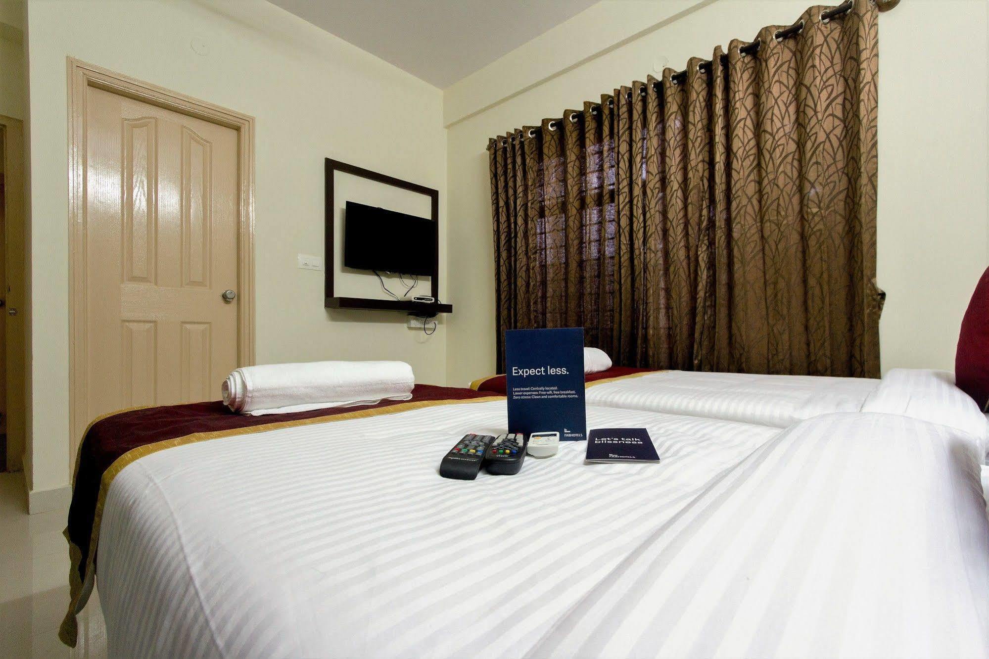 Fabhotel Rms Comforts - Nr Yeshwantpur Railway Station Bangalore Esterno foto
